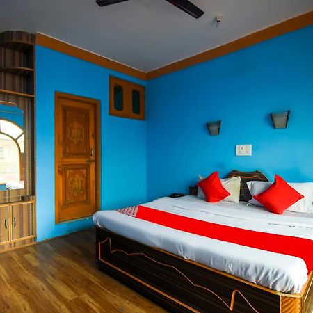 Durgjan Oyo Hotel New Divine Kashmir מראה חיצוני תמונה
