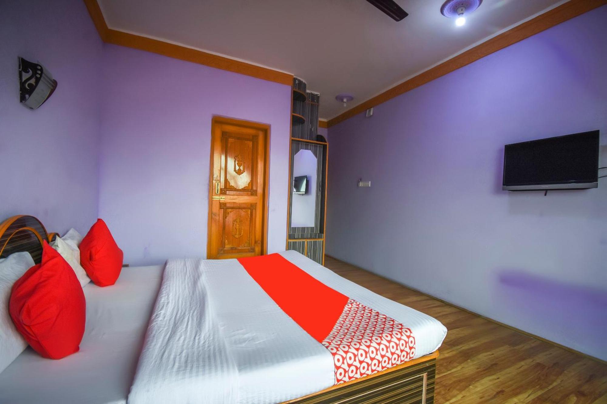 Durgjan Oyo Hotel New Divine Kashmir מראה חיצוני תמונה