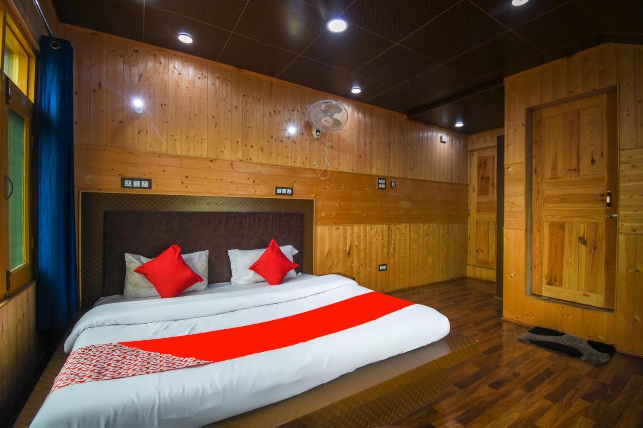 Durgjan Oyo Hotel New Divine Kashmir מראה חיצוני תמונה
